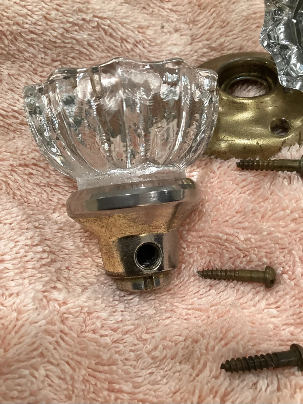 12 faceted VTG Crystal Doorknob Set Complete hardware shown